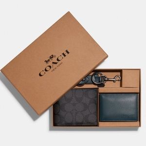 Coach Boxed 3 In 1 Wallet Gift Set In Colorblock Signature Canvas